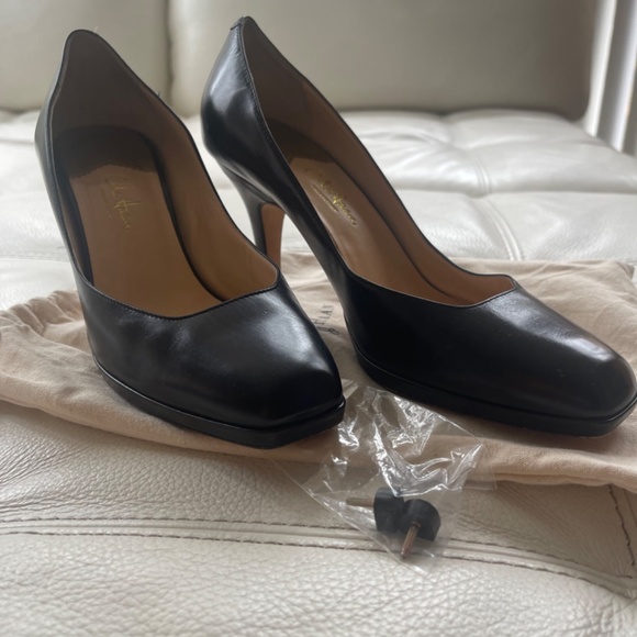 High heels - Picture 2 of 3